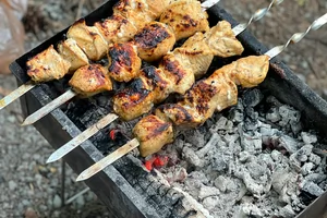 Grilled Chicken Souvlaki recipe header